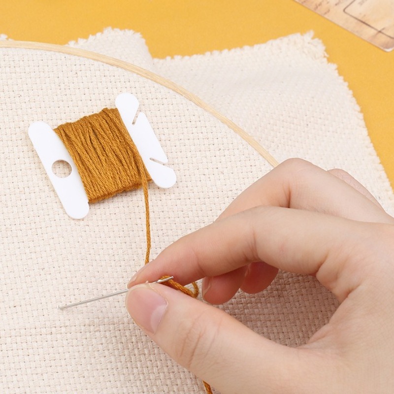 Plastic Embroidery Floss Bobbi - Bobbin Organizer Box reseña y precio