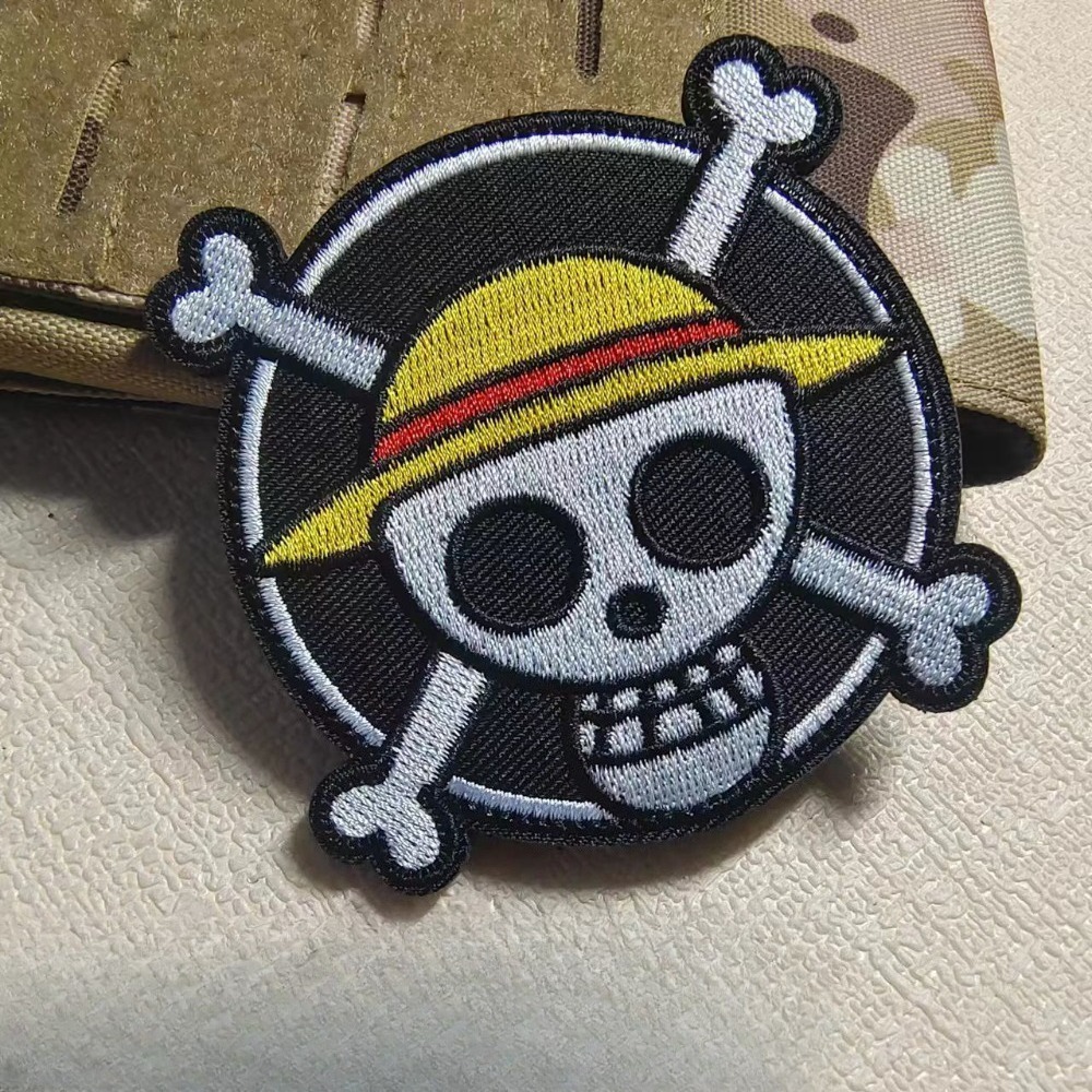 One Piece Badg Cartoon sleeve  - Velcro Sew On reseña y precio
