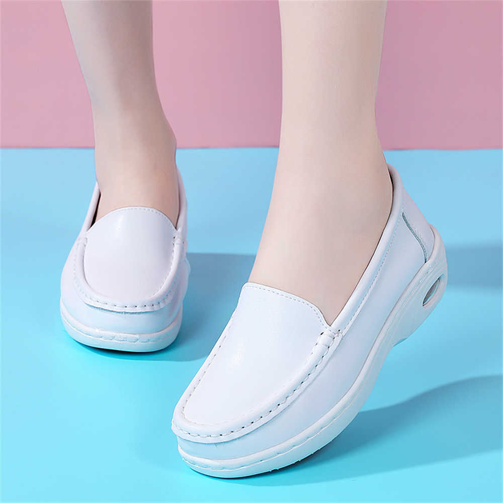 Chunky White Sole Heel Shoes O - Sewing Industry reseña y precio