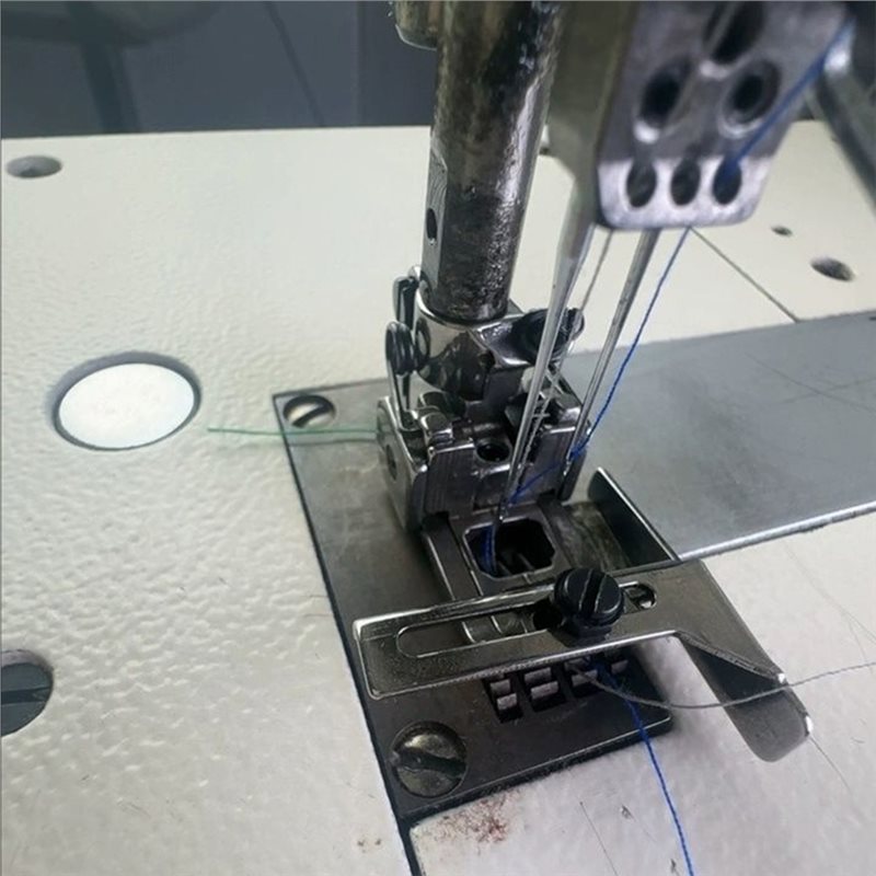 Y42A-Right Edge Guide Presser  - Sewing Machine Needle reseña y precio