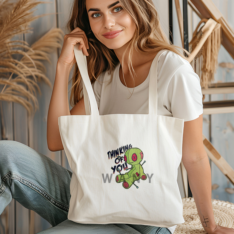 Green plush doll Iron on Patch - Iron On Patch reseña y precio
